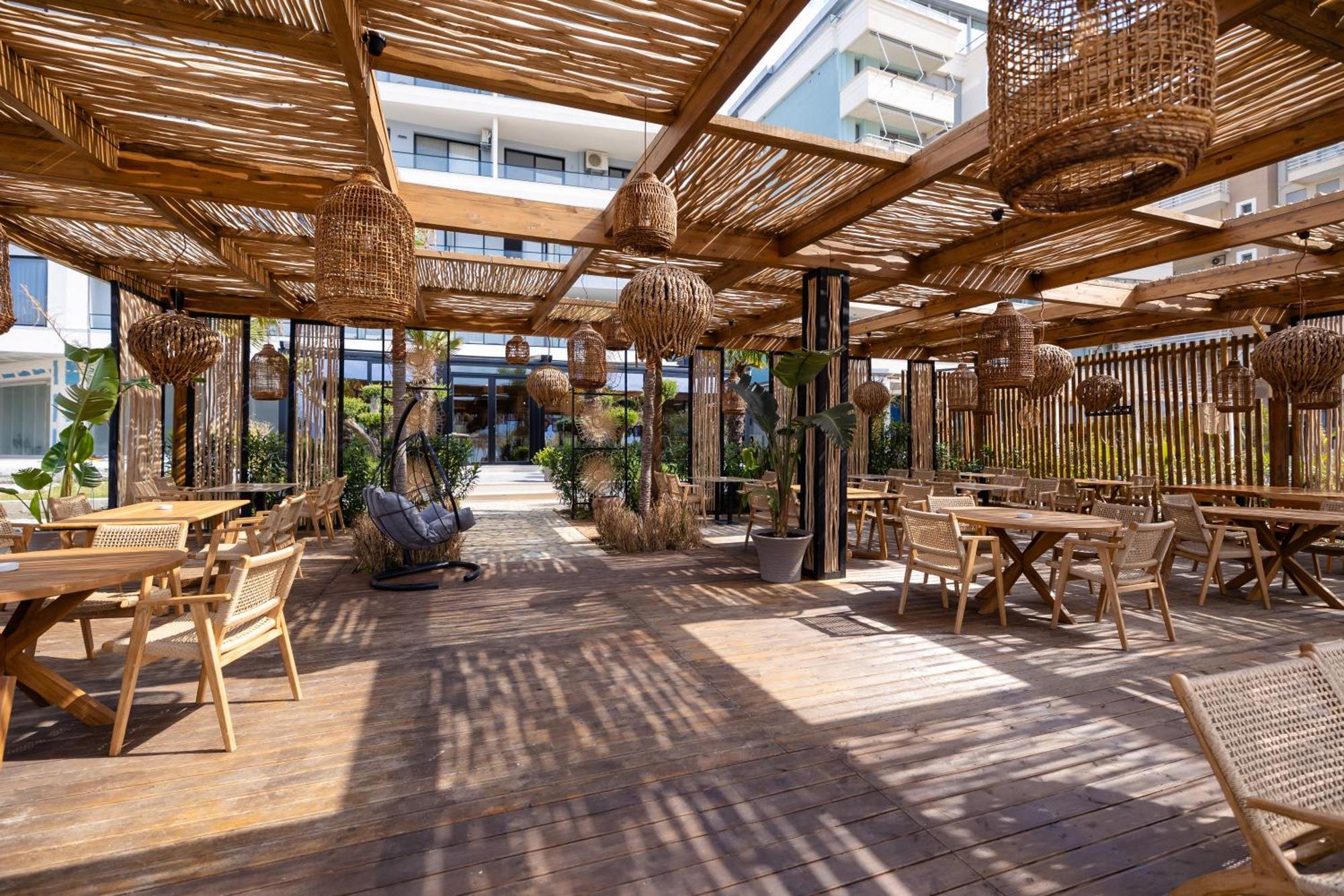 Sea & Hotell 4*